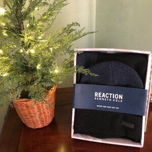 NEW! Kenneth Cole Reaction Men's Beanie and Scarf Set.